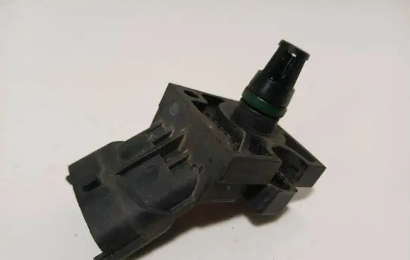 Volvo V50 Air pressure sensor 30622083 0261230106