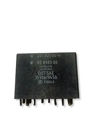 Mercedes-Benz 190 W201 Other control units/modules 2018210047 05898300 719043