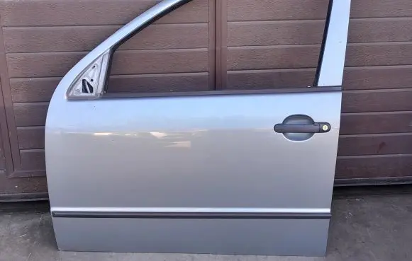 Skoda Fabia Mk1 (6Y) Front door