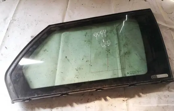 Citroen C4 Grand Picasso Rear side window as2