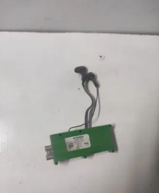 Volvo S40 Aerial antenna amplifier 30737917