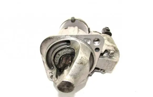 Hyundai i30 Starter motor 361002B200