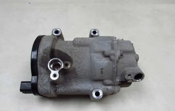 Lexus UX Air conditioning (A/C) compressor (pump) 042400-1990 53736