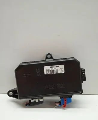 Fiat Croma Door control unit/module 46831445 136008 NPGL1GSX194