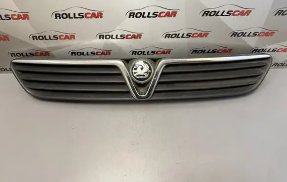 Opel Astra G Front grill 90587101