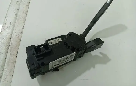 Citroen C4 Grand Picasso Gear shifter/selector 96811335XT