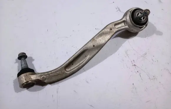 Chevrolet Camaro Front lower control arm/wishbone 22974140