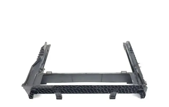 BMW 5 E60 E61 Bottom radiator support slam panel 7787443 7788324