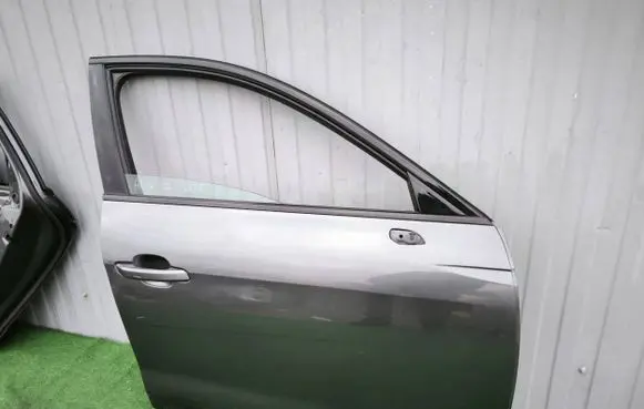 Audi A4 S4 B9 8W Front door