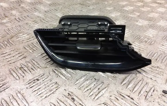 Opel Corsa F Dashboard air vent grill cover trim 98304198XU 545326626