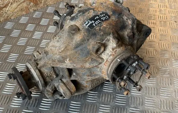 BMW 3 E46 Rear differential 33107518846 7518846