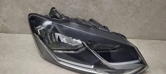 Volkswagen Polo Headlight/headlamp 6C1941006 1EB01203402 1203402000009
