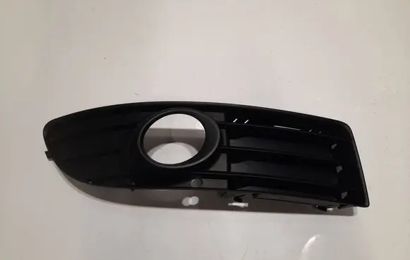 Audi A4 S4 B6 8E 8H Front bumper lower grill