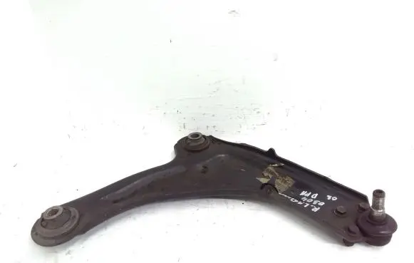 Renault Laguna II Front lower control arm/wishbone