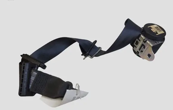 Ford Focus C-MAX Middle seatbelt (rear) 3M51R611B68FA 040895