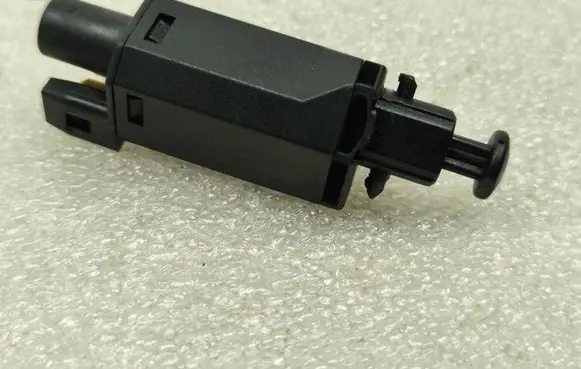Audi A3 S3 8L Brake pedal sensor switch 191945515B 52587