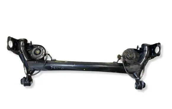 Toyota Yaris XP210 Rear subframe 195232499