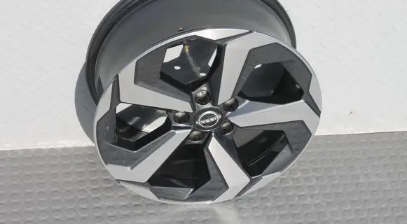 Nissan Qashqai J12 R18 alloy rim FELGA-NISSAN-6UA8B 6UA8B