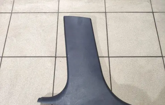 BMW 3 E90 E91 (B) pillar trim (bottom) 7058337 51437058337