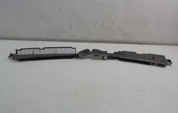 Volkswagen PASSAT B6 Intercooler air channel guide 3C0121330