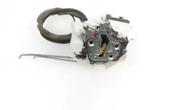 Mazda CX-9 Front door lock Y18TL2
