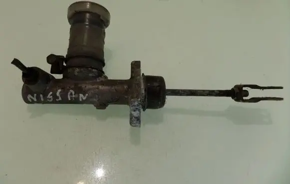 Nissan Terrano Clutch master cylinder