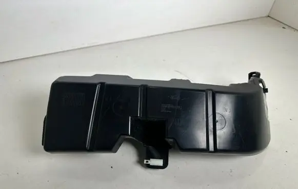 Ford Mustang VI Rear bumper mounting bracket JR3B17D960A