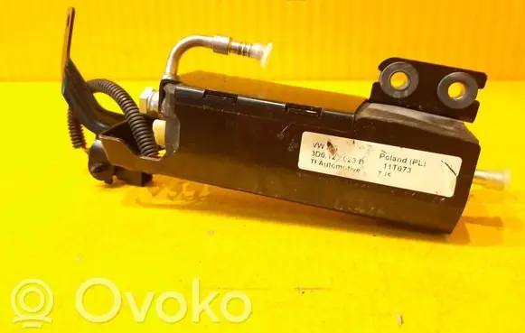 Volkswagen Phaeton Fuel injection high pressure pump 3D0127023B