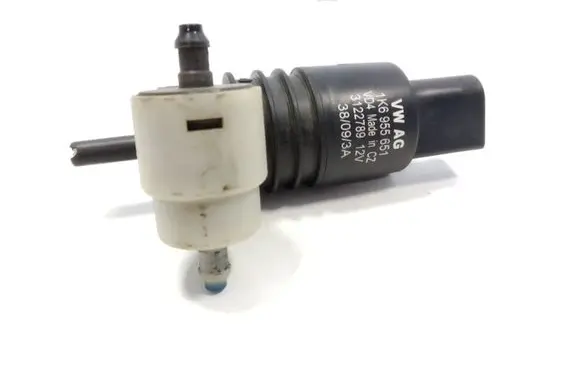 Skoda Superb B6 (3T) Windscreen/windshield washer pump 1K6955651 3122789