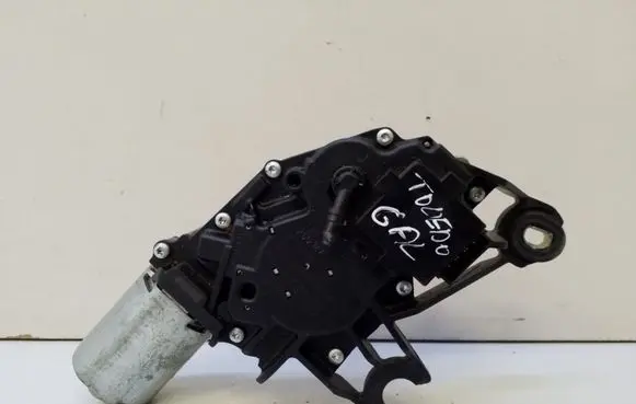Seat Toledo III (5P) Rear window wiper motor 0390201592