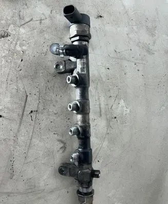 Skoda Superb B6 (3T) Fuel main line pipe 057130764AB