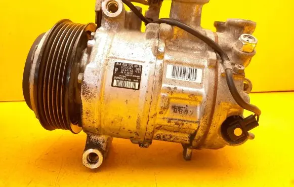 Mercedes-Benz C W205 Air conditioning (A/C) compressor (pump) A0032306911