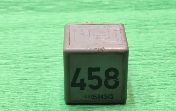 Audi A4 S4 B5 8D Other relay 1K0906381 V23134B52X426
