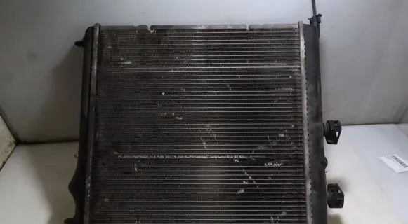 Citroen DS3 Coolant radiator