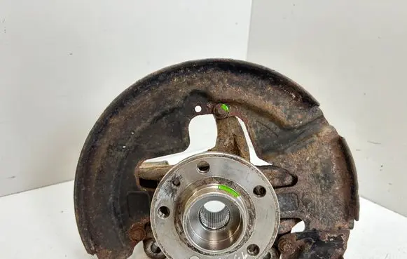 Porsche Cayenne (92A) Front wheel hub