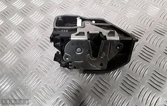 Front door lock