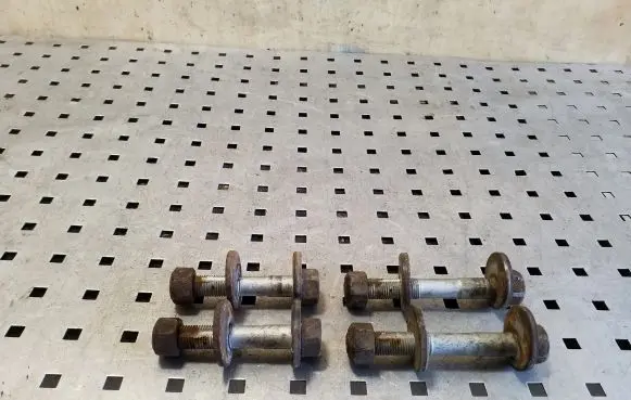 Porsche Cayenne (92A) Rear suspension camber bolt 