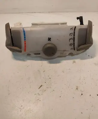 Toyota Aygo AB10 Climate control unit 559000H010