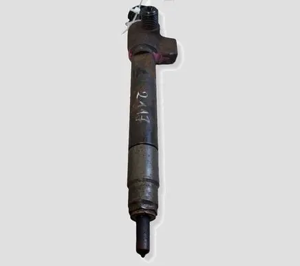 Ford Mondeo MK V Fuel injector 28388960 9674984080