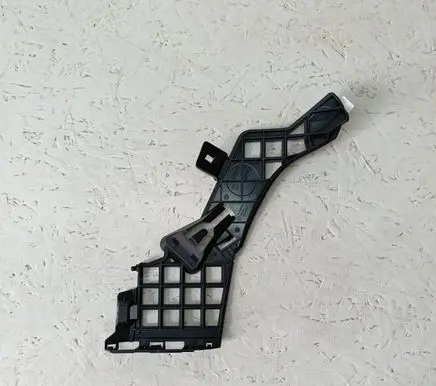Mercedes-Benz CLA C117 X117 W117 Front bumper mounting bracket A1178856400