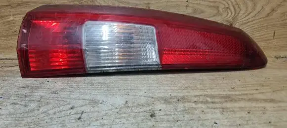 Volvo V70 Rear/tail lights 9154493