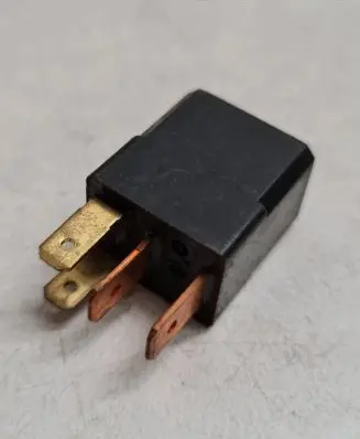 Opel Frontera B Other relay 8971254440 00111T