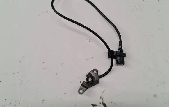 Opel Zafira B Camshaft position sensor 0281002213