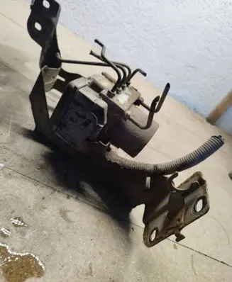 Ford Mondeo Mk III ABS Pump 0265231462 04080340966