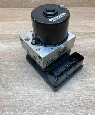 BMW 1 E81 E87 ABS Pump 6789301 6789300