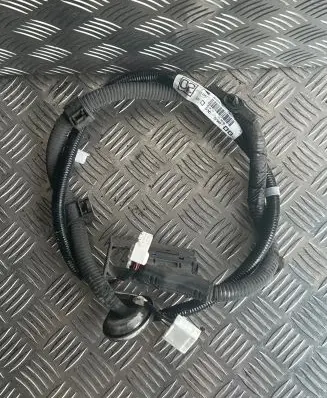 Toyota Avensis T270 Handbrake wiring loom/harness 8216405