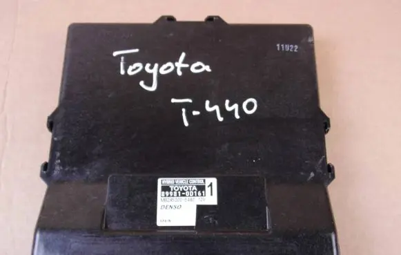 Toyota Yaris Other control units/modules 89981-0D161
