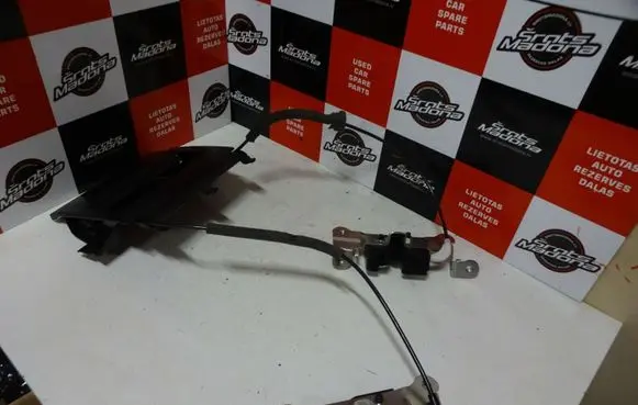 Volvo S60 Seat back rest lock catch 30727871