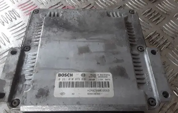 Renault Scenic I Engine control unit/module 0281010819 8200039569