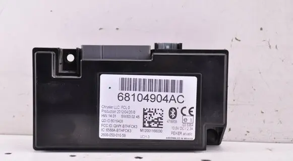 Chrysler Town u0026 Country V Bluetooth control unit module 68104904AC